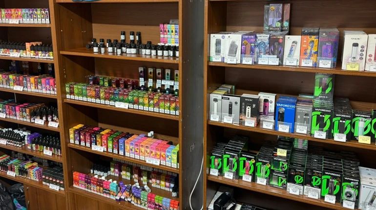 Продаж вейпів: директор БЕБ пропонує посилення відповідальності або легалізацію
